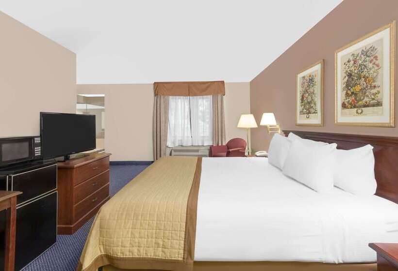 בית מלון כפרי Baymont By Wyndham Zanesville