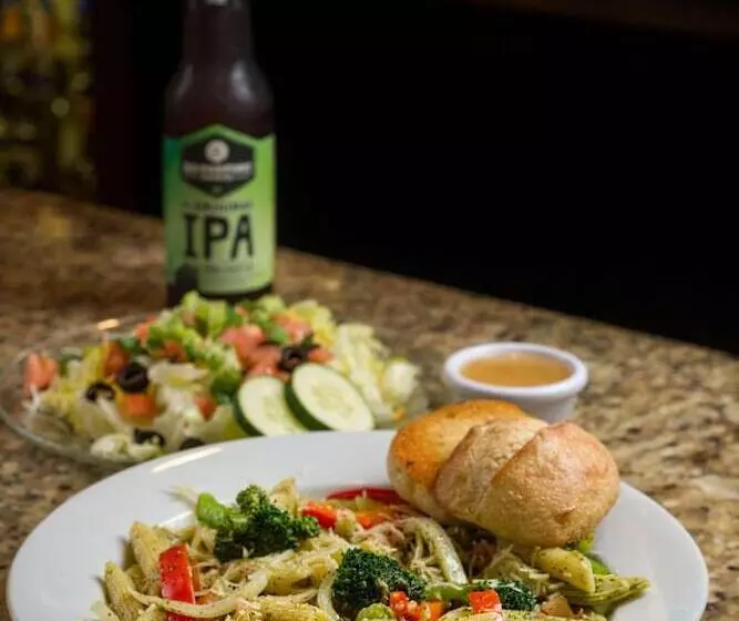 Отель Country Inn & Suites By Radisson, Portland International Airport, Or