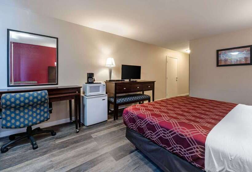 هتل Bay Breeze Inn