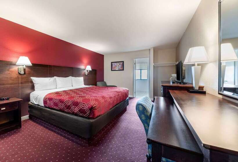 هتل Bay Breeze Inn