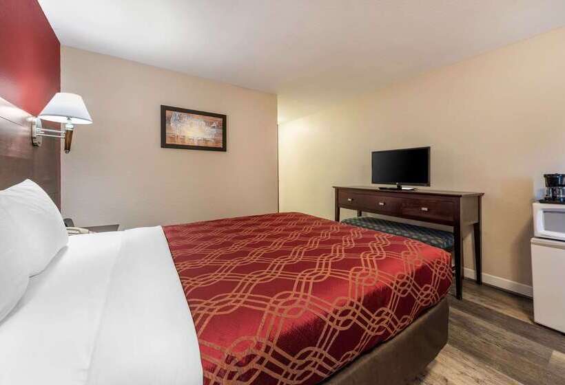 هتل Bay Breeze Inn