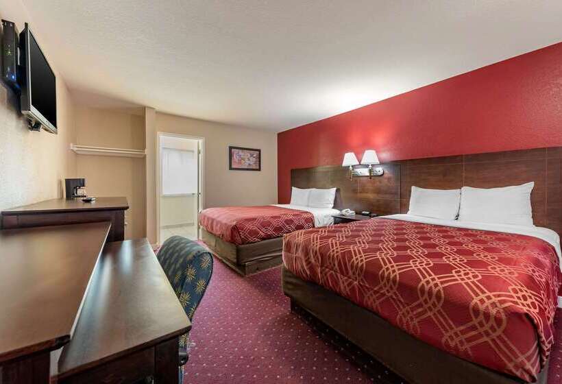 هتل Bay Breeze Inn