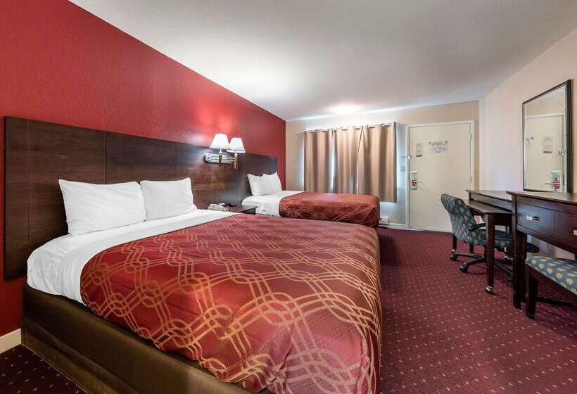 هتل Bay Breeze Inn