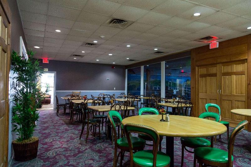 בית מלון כפרי Quality Inn & Suites