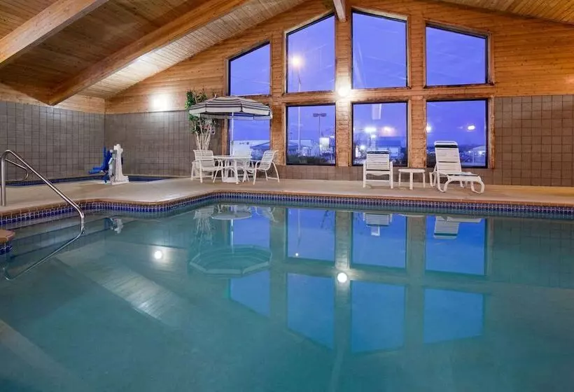 Motelli Americinn By Wyndham Little Falls