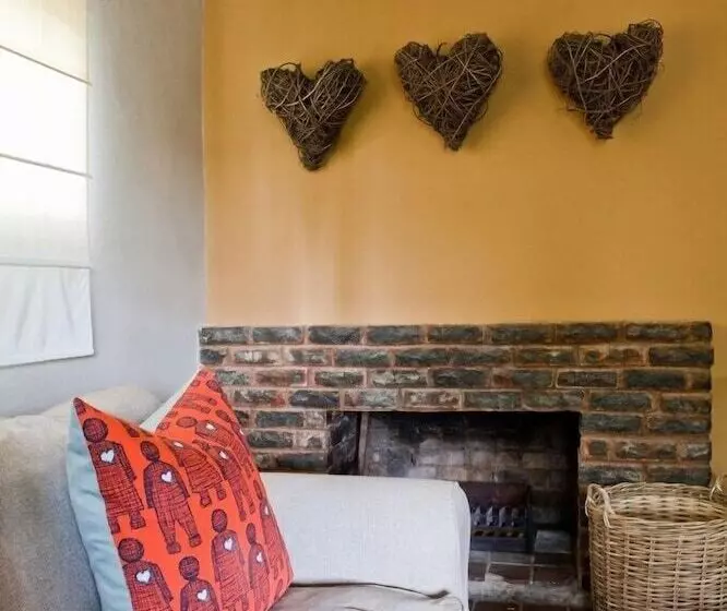 Aamiaismajoitus (B&B) Ambers & Grace Guest Farm