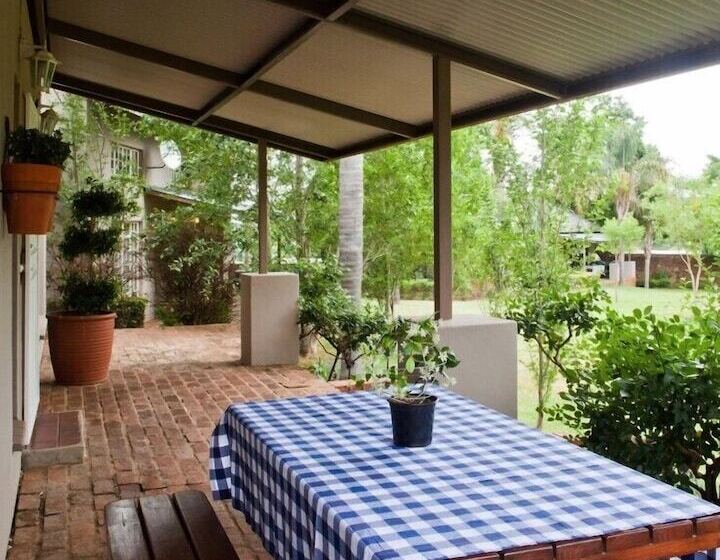 Bed & Breakfast Ambers & Grace Guest Farm