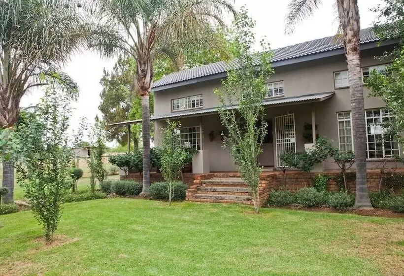 Aamiaismajoitus (B&B) Ambers & Grace Guest Farm