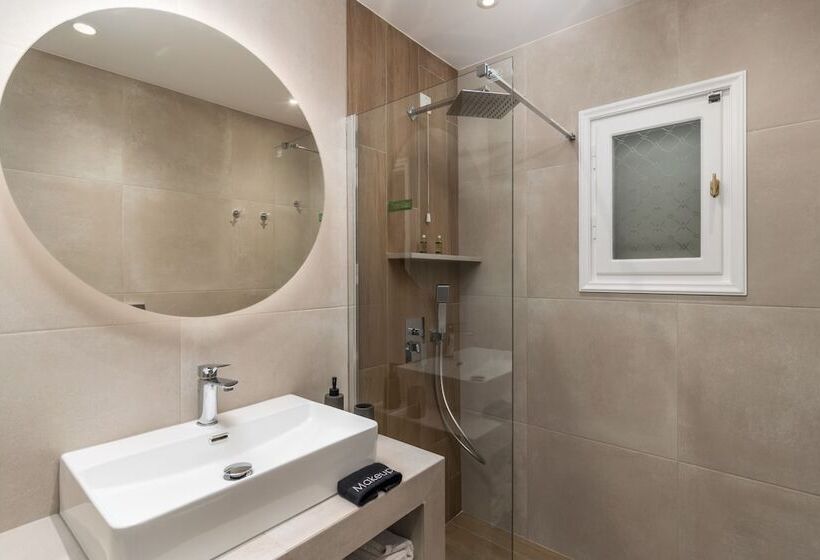 צימר Konstantinos