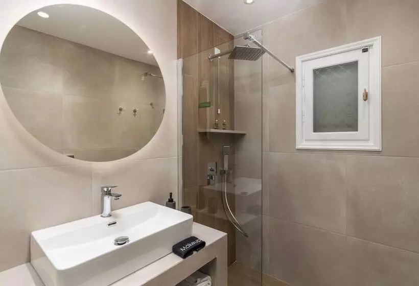 ベッドアンドブレックファースト Konstantinos