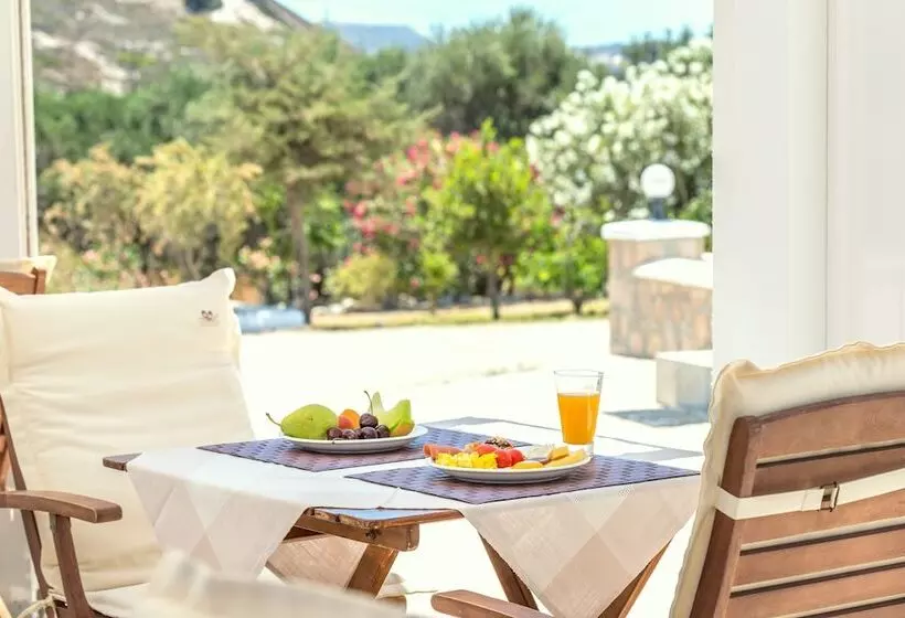 ベッドアンドブレックファースト Konstantinos