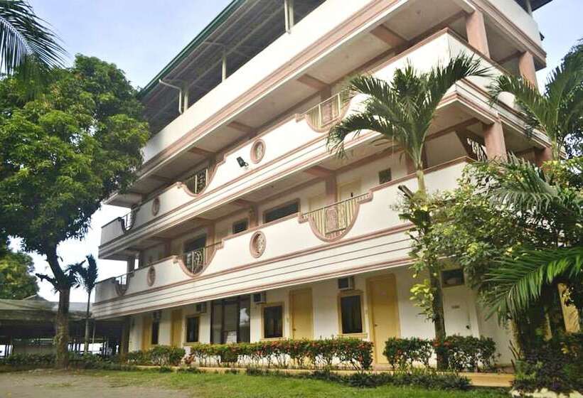 Otel El Pueblo Rhizort