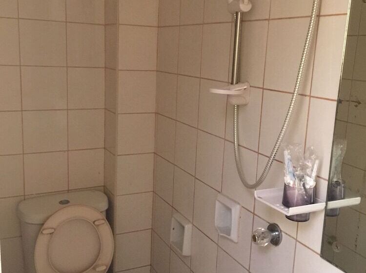 Otel El Pueblo Rhizort