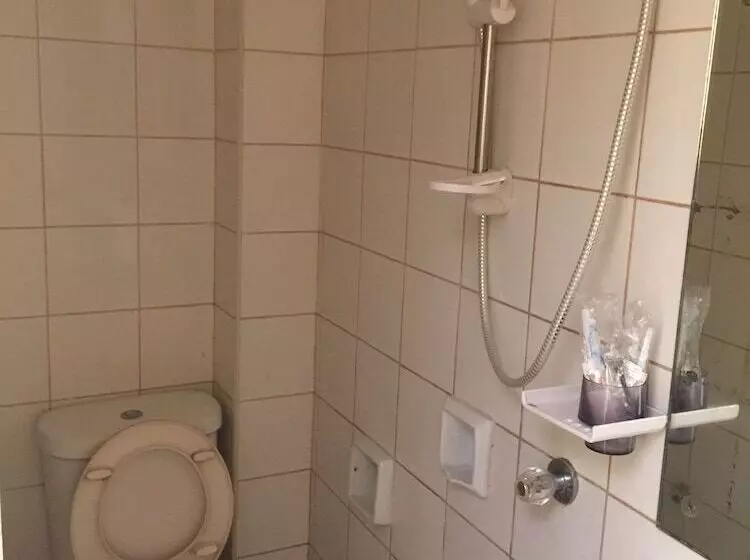 Hotelli El Pueblo Rhizort