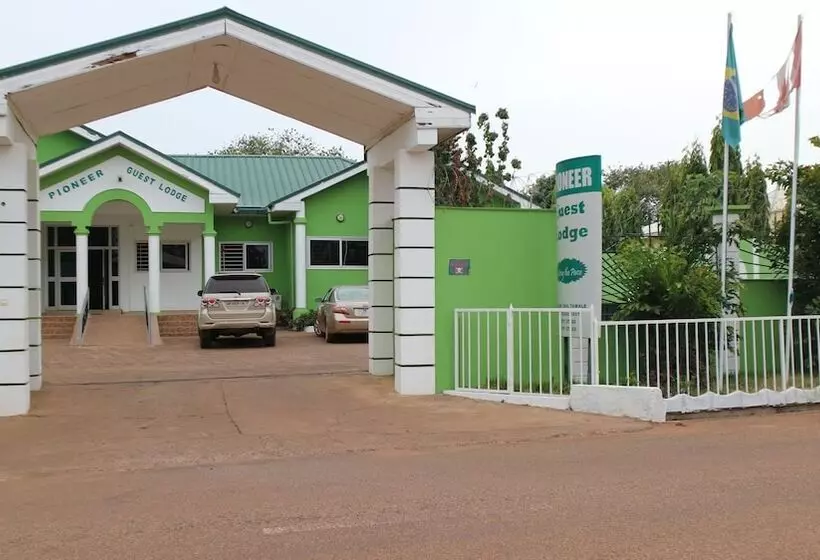 Hotelli Pioneer Guest Lodge