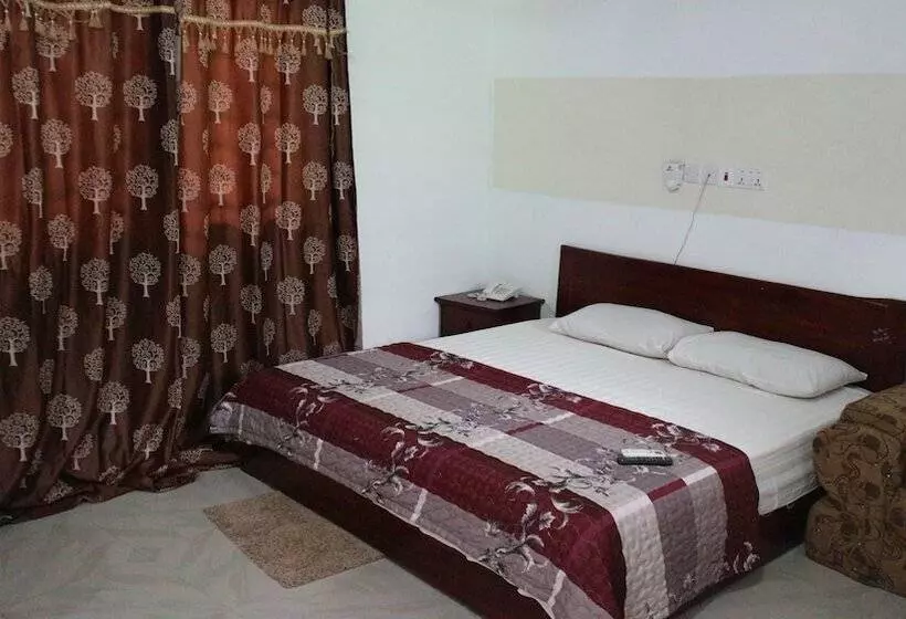 Hotelli Pioneer Guest Lodge