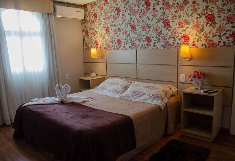 هتل Pousada Lanai Gramado