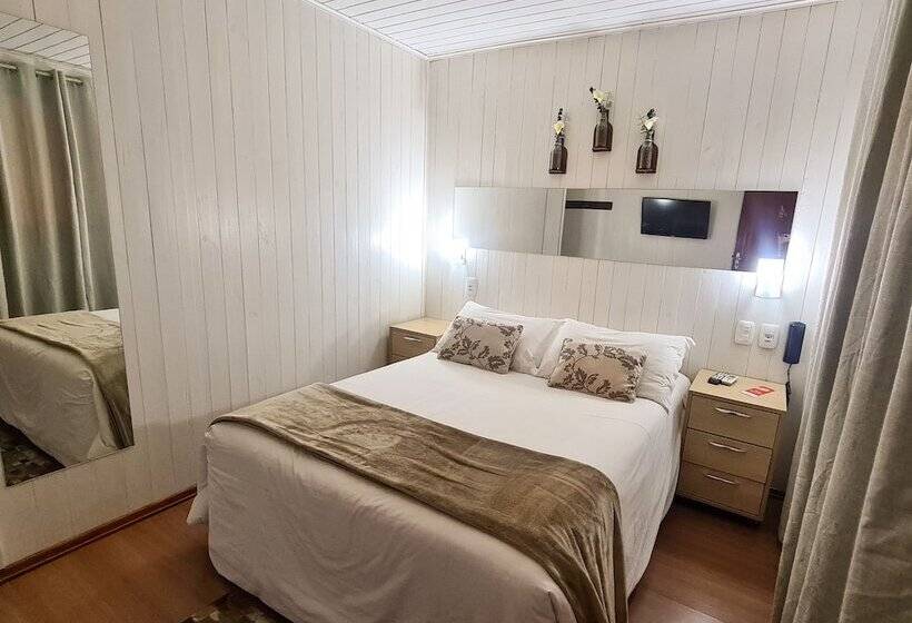 هتل Pousada Lanai Gramado