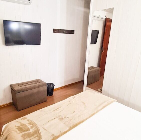 هتل Pousada Lanai Gramado