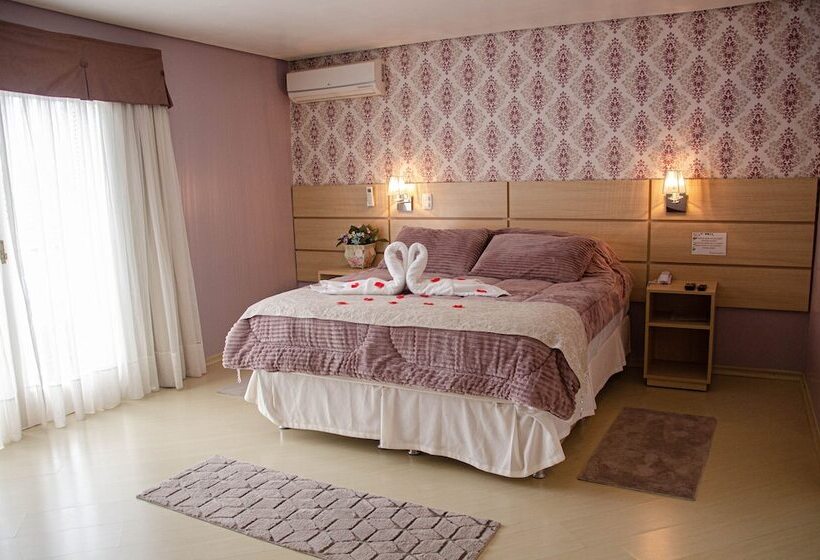 هتل Pousada Lanai Gramado