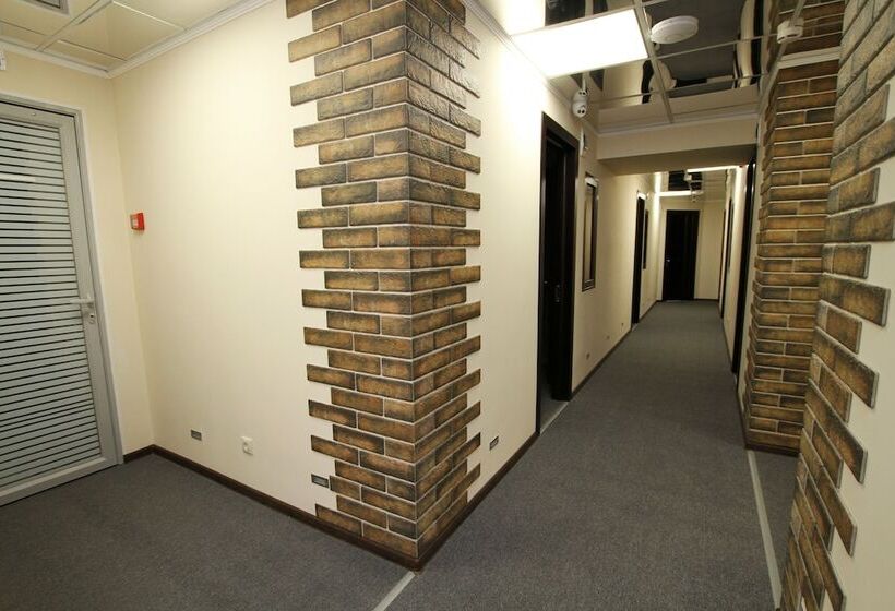 בית מלון כפרי Very