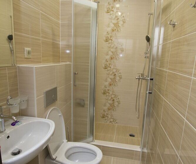 בית מלון כפרי Very