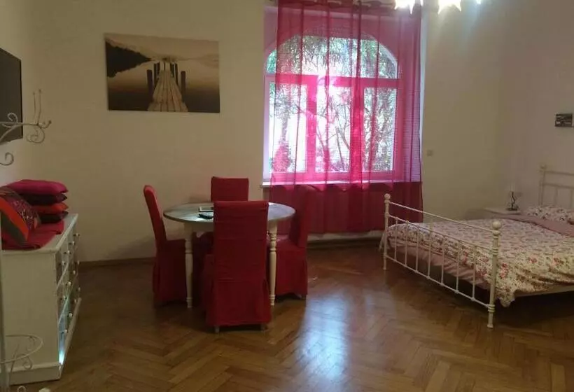 Pensione Bolzano Rooms