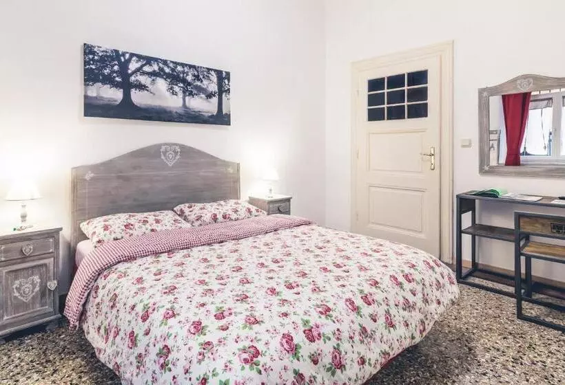 Pensione Bolzano Rooms