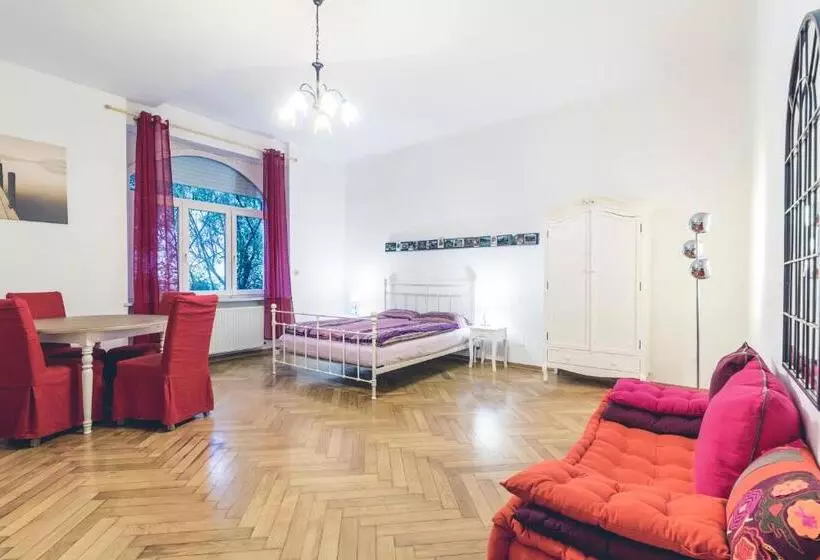 Pensione Bolzano Rooms