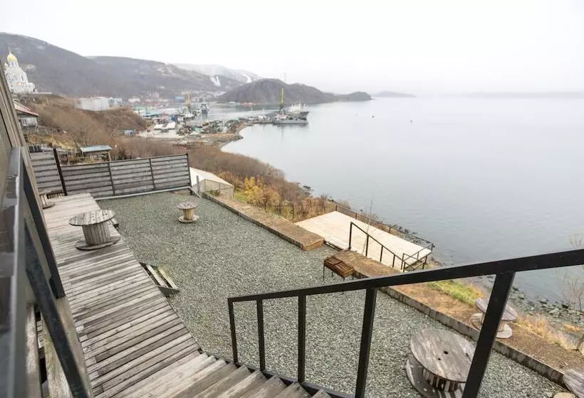 Retkeilymaja Bay House