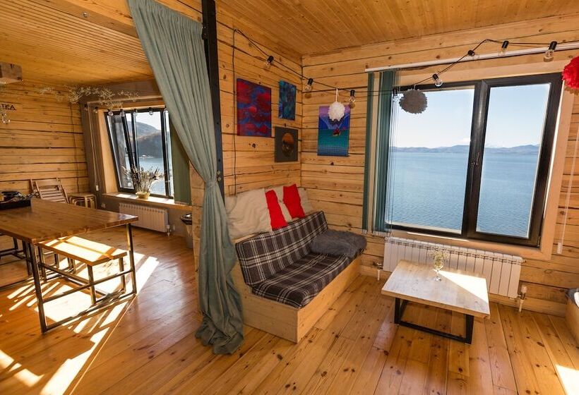 هاستل Bay House