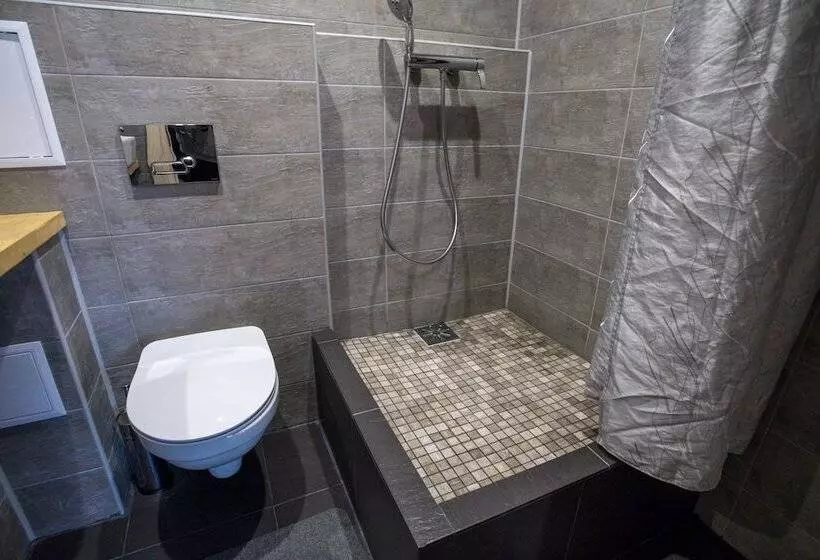 Retkeilymaja Bay House