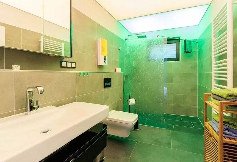 Apartments Room Leverkusen City