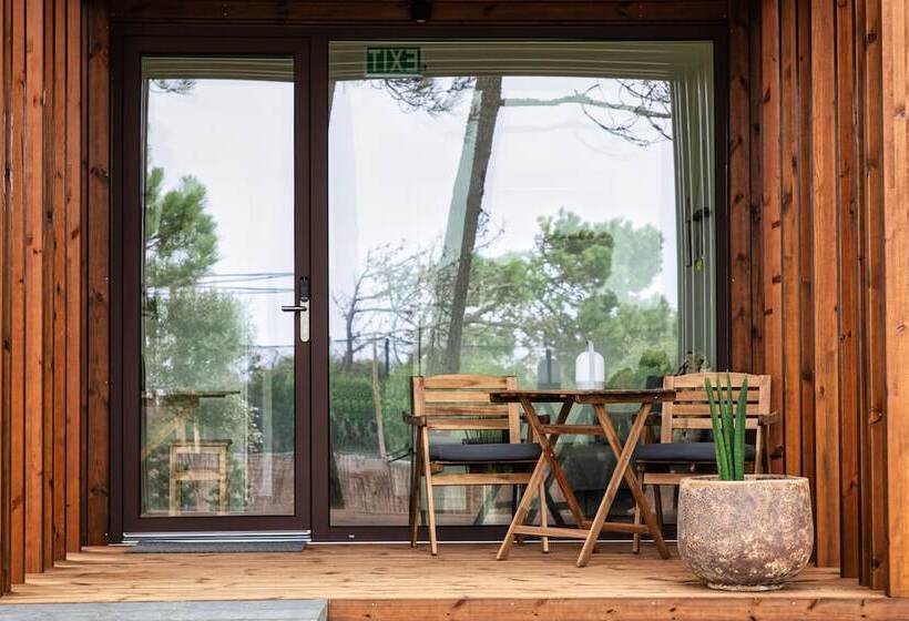 تختخواب و صبحانه Azen Cool House