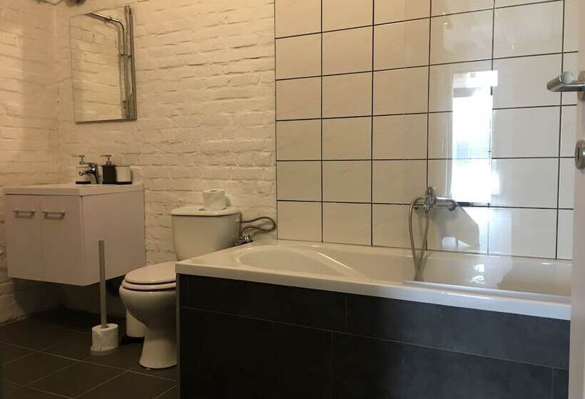 Belevingshoeve  De Smishoeve