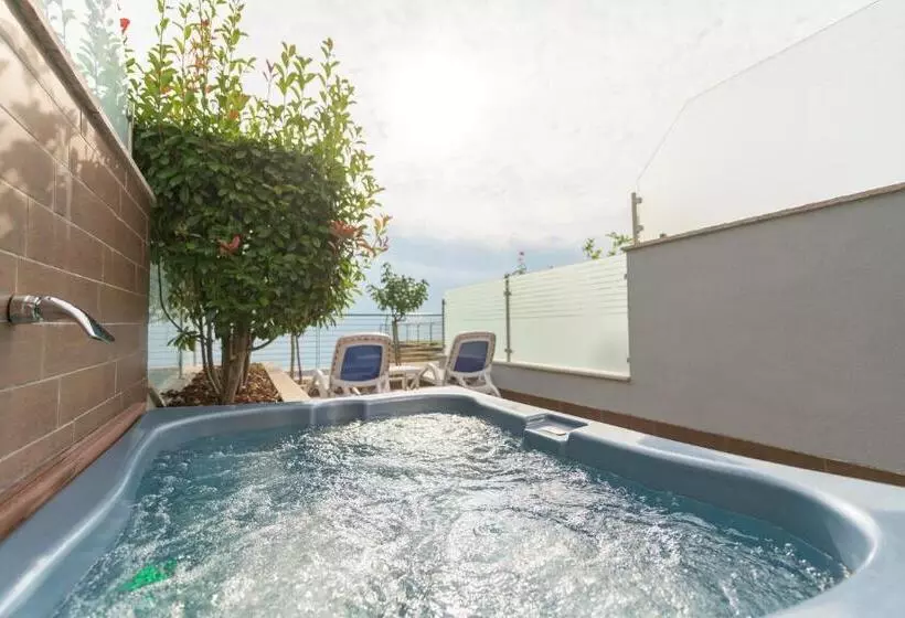 Garda Suite Hotel Adults Only