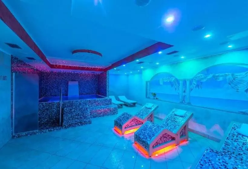 Garda Suite Hotel Adults Only