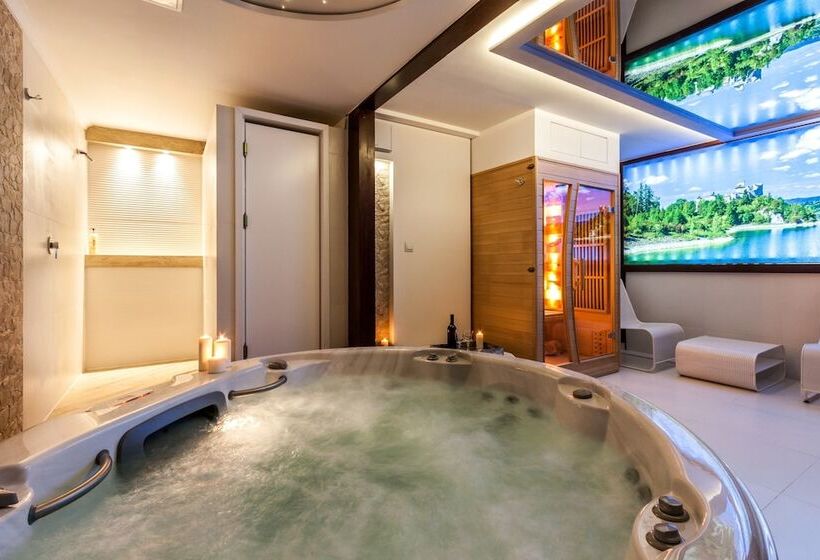 Parkside Apartments Old Town