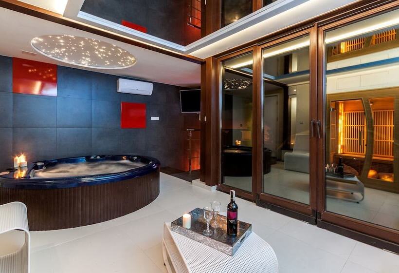 Parkside Apartments Old Town