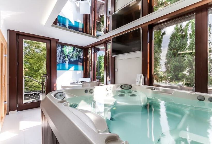 Parkside Apartments Old Town