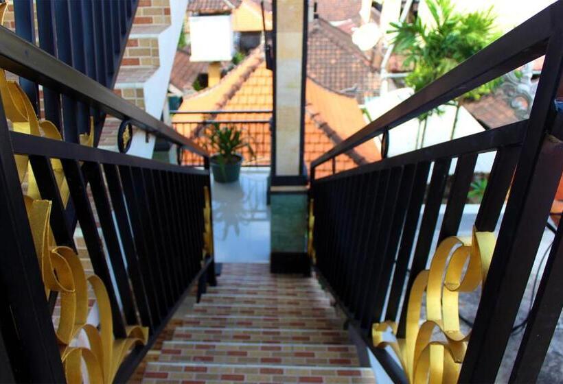 پانسیون Cr Tris Rooms Seminyak