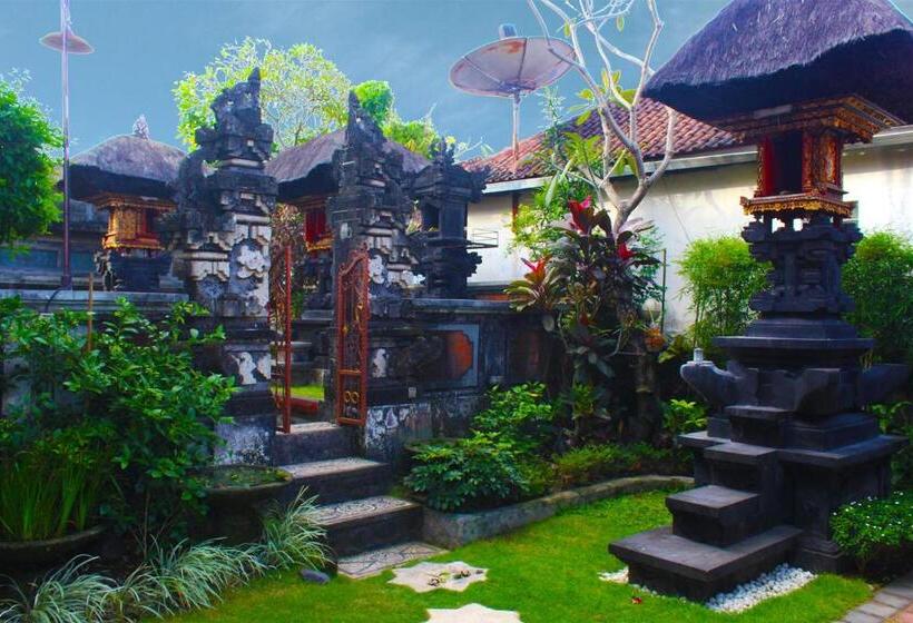 پانسیون Cr Tris Rooms Seminyak