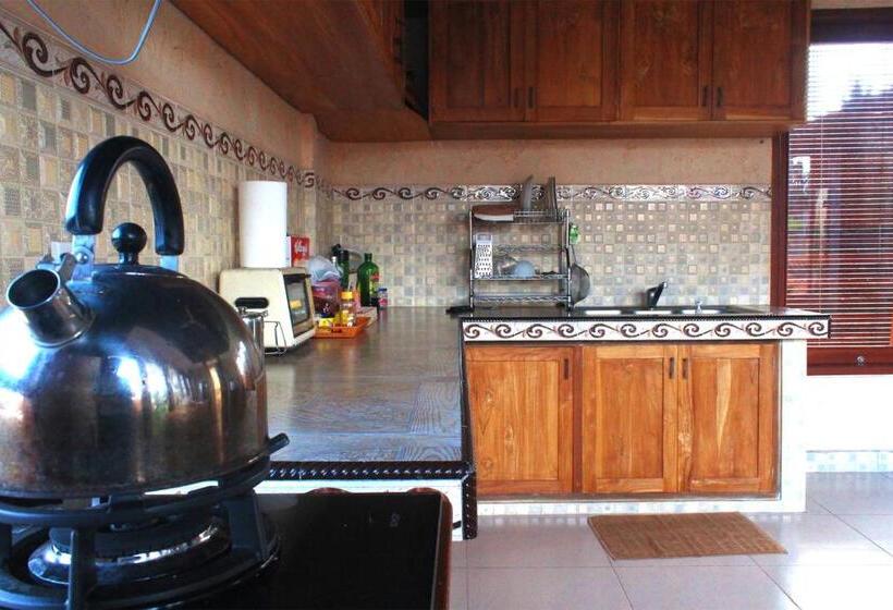 پانسیون Cr Tris Rooms Seminyak