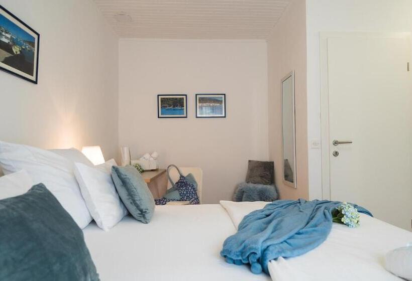 Pensió Guest House Lana 1