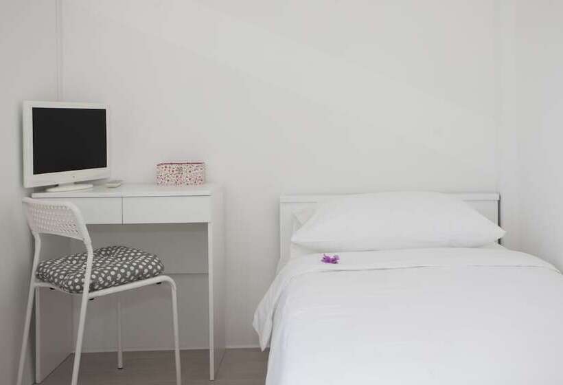 Pensió Guest House Lana 1