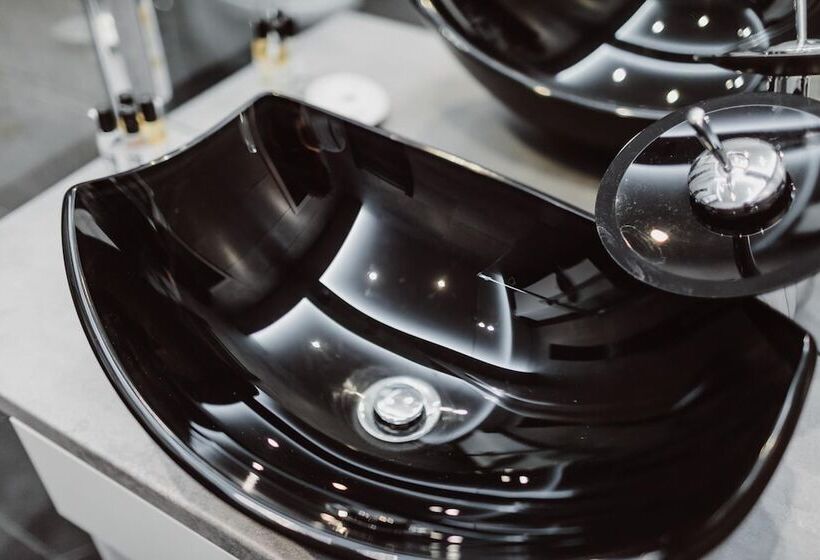 Majatalo Leo Apartments Main Square