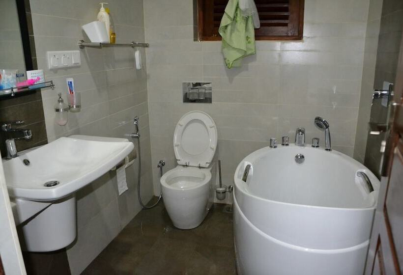 פנסיון Villa Sam & Sun