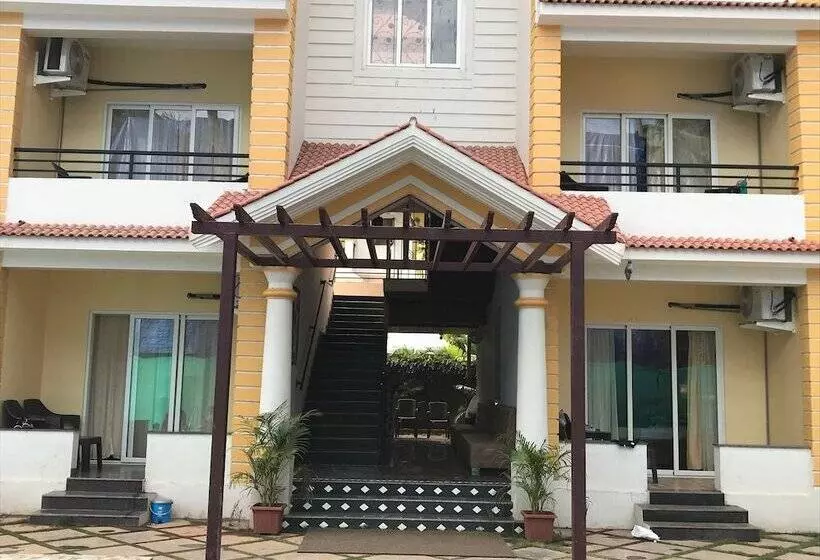Royale Nirvana Resort