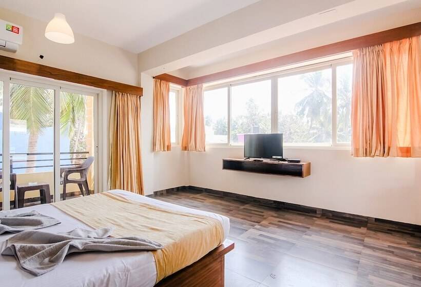 Royale Nirvana Resort