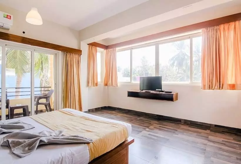 Royale Nirvana Resort